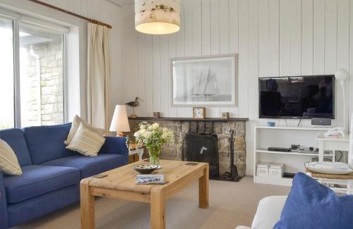 Rhosneigr Casa | West Lawn
