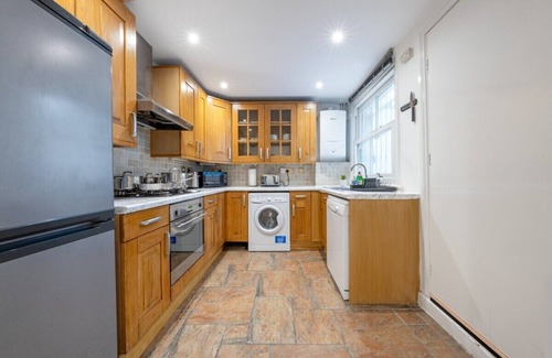 Acton Casa | West London Period Home
