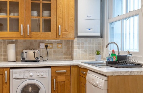 Acton Casa | West London Period Home