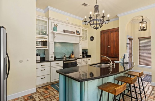 Summer Breeze Casa | West PCB Upscale Home w/ Splash Pool SUPER Close to Beach & Golf Cart