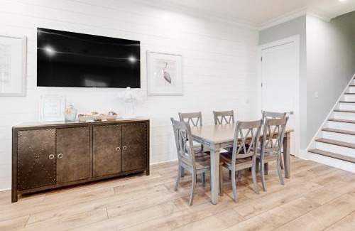 Gulf Shores Casa | West Side Cottage #Q - Coastal Casa