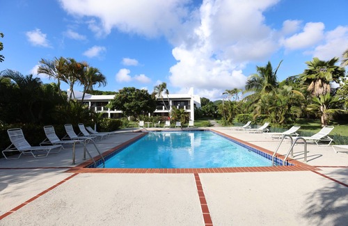 Frederiksted Southeast Condominio | West Side Gem: Spacious Haven w/ Pool