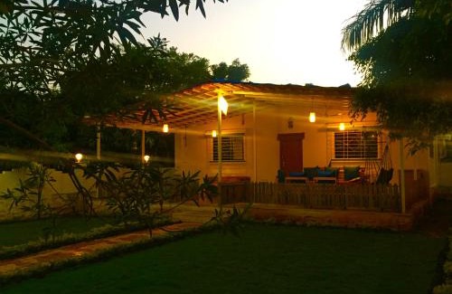 Paud Casa | West Valley Farm Villa