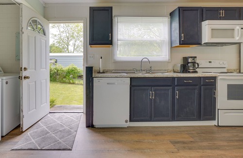 Summerlee Casa | West Virginia Townhome ~ 6 Mi to Fayetteville!