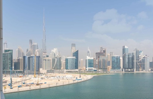 Business Bay Apartamento | West Wharf IV - One Bedroom Apartment, Sleeps 2