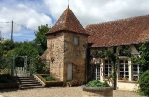 Theneuille Apartamento | West wing of 17th century manoir in the heart of La France Profonde