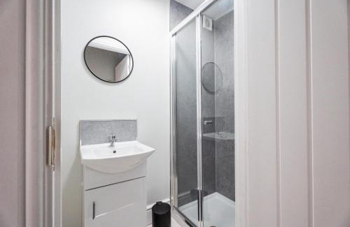 Middlesbrough Casa | Westbourne House By Horizon Stays