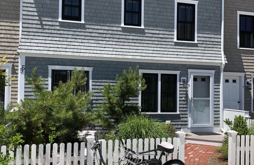 Provincetown Casa | Nueva casa adosada del West End con 2 Master Suites y vistas al atardecer