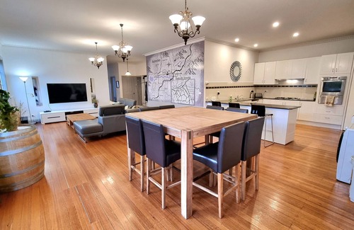 Healesville Casa | Westend House Healesville - Big & cosy house 10 mins walk to town