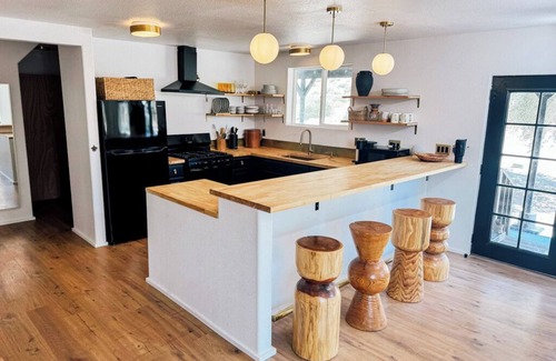 Pioneertown Casa | Western 3 Bedroom House in Pioneertown