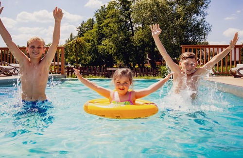 Zator Alquiler De RV | Western Camp Resort