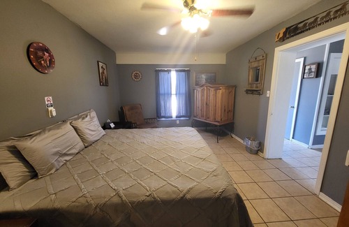 Buchanan Dam Cabina | Western Suite