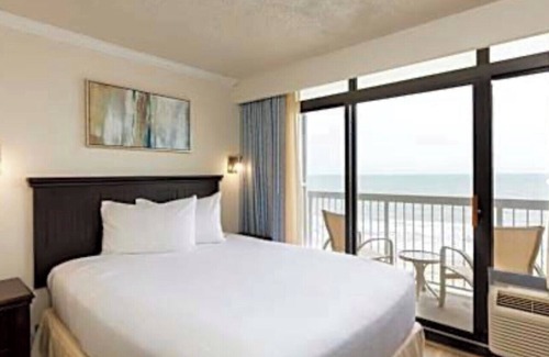 Myrtle Beach Complejo | Westgate Myrtle Beach Oceanfront Deluxe 2 Bedroom Resort for rent! 7/19 - 7/26!