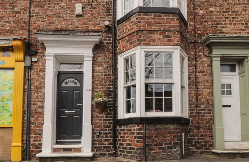 Guisborough Cabaña | WESTGATE, pet friendly, country holiday cottage in Guisborough