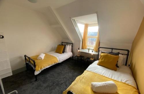 Gateshead Apartamento | Westminster-3 Bdrm 1 EnSuite Fab for contractors 2-5 Bath Free Parking Wi-Fi