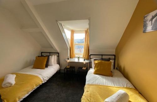 Gateshead Apartamento | Westminster-3 Bdrm 1 EnSuite Fab for contractors 2-5 Bath Free Parking Wi-Fi