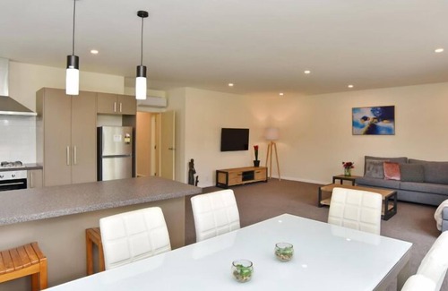 Saint Albans Casa | Contemporáneo, renovado y espacioso