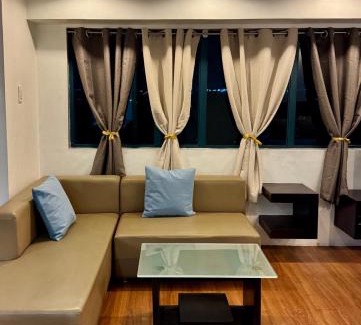Alabang Apartamento | WestParc Cedar Comfort & Convenience in Alabang