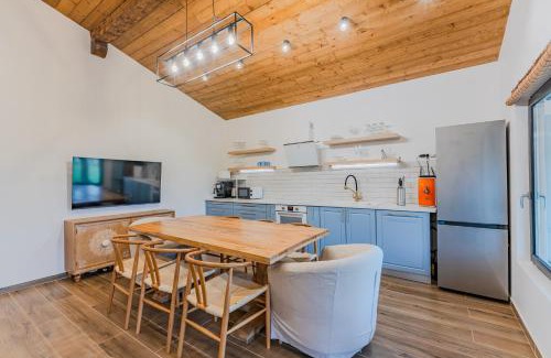Moieciu Cabina | Westwand Villas