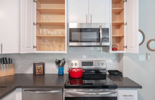 Westwood Apartamento | Westwood/UCLA walkable 1BR w/Gym, next to village, shopping by Blueground