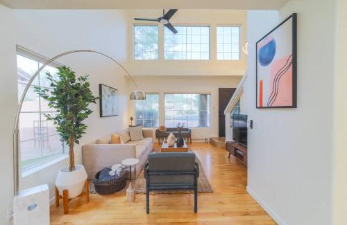North Scottsdale Casa | Westworld, TPC Golf, Hiking in Your Backyard!