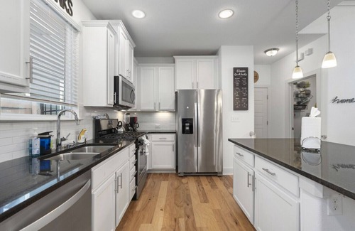 Montopolis Casa | WeWelcome You to Austin Downtown Sleeps 10