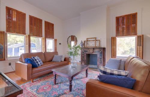 Columbus Casa | WFH Friendly Abode with Balcony in Columbus!