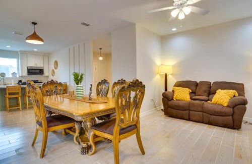 Brownsville Casa | WFH-Friendly Brownsville Home with Private Patio