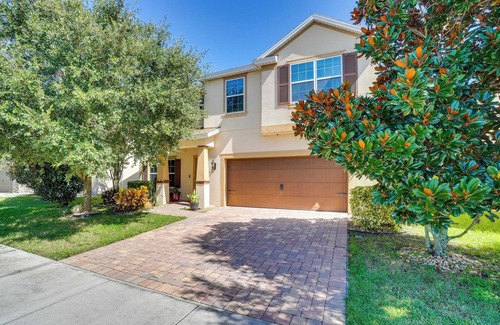 Orlando Casa | WFH, Relax & Enjoy At-Home Comforts in Orlando
