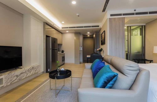 Khlong Toei Condominio | Wg/ King/ Serviced/ Monthly