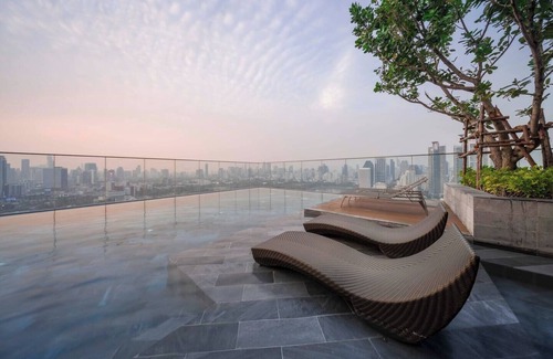 Khlong Toei Condominio | Wg/ King/ Serviced/ Monthly