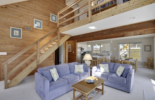 Whalehead Beach Casa | OASIS FRENTE AL MAR! ¡OFRECIENDO 3 DORMITORIOS, WIFI, SUPER OCEAN VIEWS Y HOT TUB !!