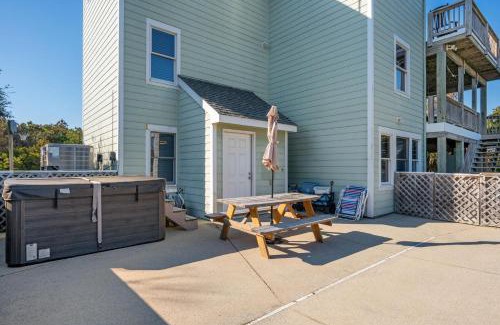 Whalehead Beach Casa | WH582 Beachnuts Too