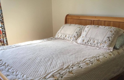 Tiddville Cabaña | Whale Cove Cottage