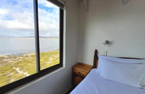 Britannia Bay Casa | Whale Watch Cottage