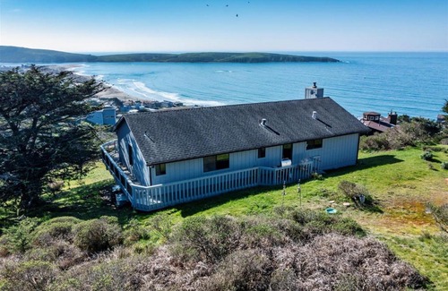 Dillon Beach Casa | Whale Watch FANTASTIC VIEWS Game Room Dog Friendly