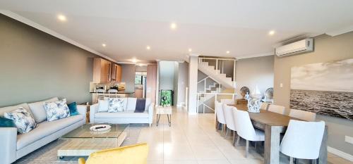 Blythedale Apartamento | Whale Watchers Paradise - 7 Sovereign Sands