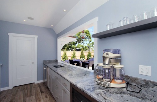 Dennis Port Casa | Whalecome Retreat - Updated Home w/ Amazing Saltwater Pool