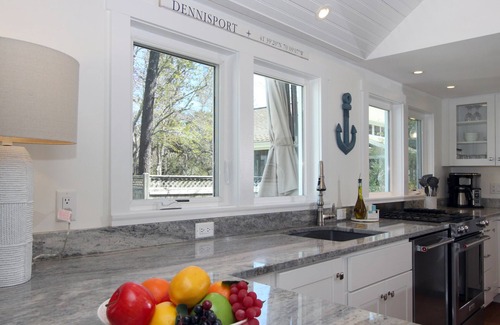 Dennis Port Casa | Whalecome Retreat - Updated Home w/ Amazing Saltwater Pool