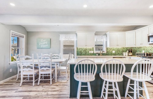 East Wareham Casa | What a deal! Pets ok, Onset Waterfront, Pet Friendly, Unit B