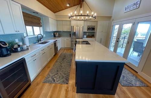 Canyon Lake Casa | Highview Shores - ¡LA MEJOR VISTA EN EL LAGO!
