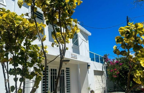 Mata de Platano Casa | Cuando decimos frente a la playa nos referimos EN LA PLAYA