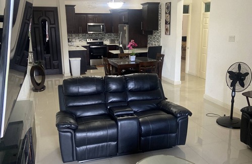 New Kingston Apartamento | Where Luxury Meets Peace & Comfort Upper Water Loo Kingston , St. Andrew Jamaica