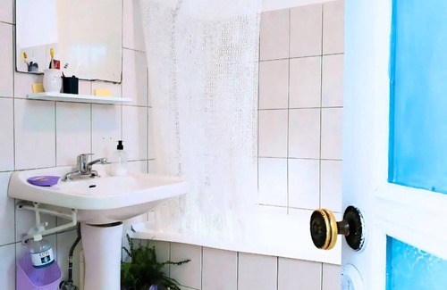 Brasov Casa | Where Wi-Fi Speed Beats the Rent, With monthly discounts.