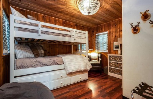 Pine Cove Casa | Whimsical Cabin In The Woods with Spa, Fireplace and Pet Friendly
