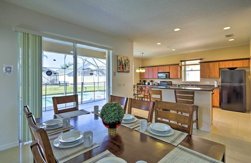 Crystal Cove Casa | Whimsical Kissimmee Abode Near Golf Courses!
