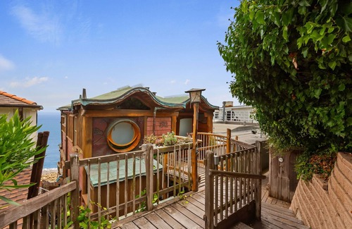 Montecito Casa | Hobbit House en Miramar Beach: ¡una experiencia única frente al mar!