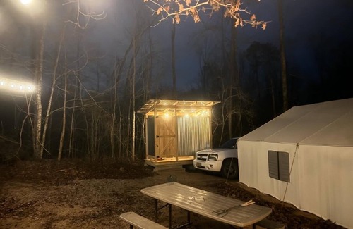 Adamsville Alquiler De RV | Whiskey Still Hollow Shanty