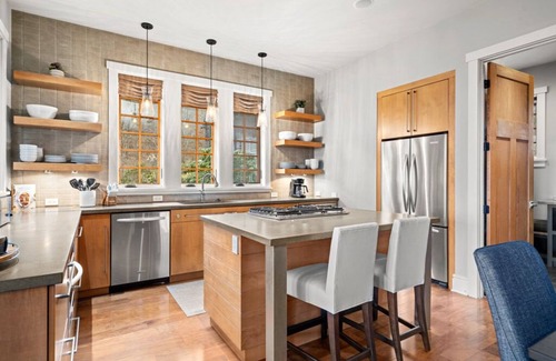 Leicester Casa | Whisper Mountain Lodge | Luxurious Home with Long-range Mountain Views
