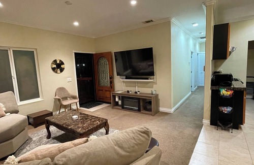 Encanto Casa | Whispering Palms Grand Cottage